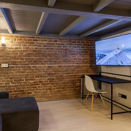 Lesi With Terrace Апартаменты